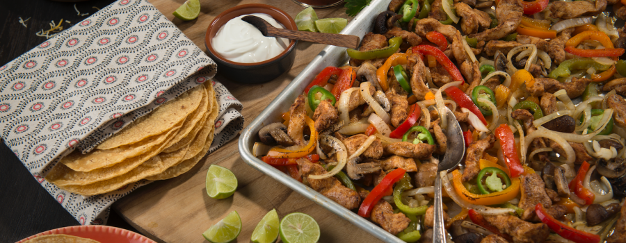 sheet pan chicken fajitas